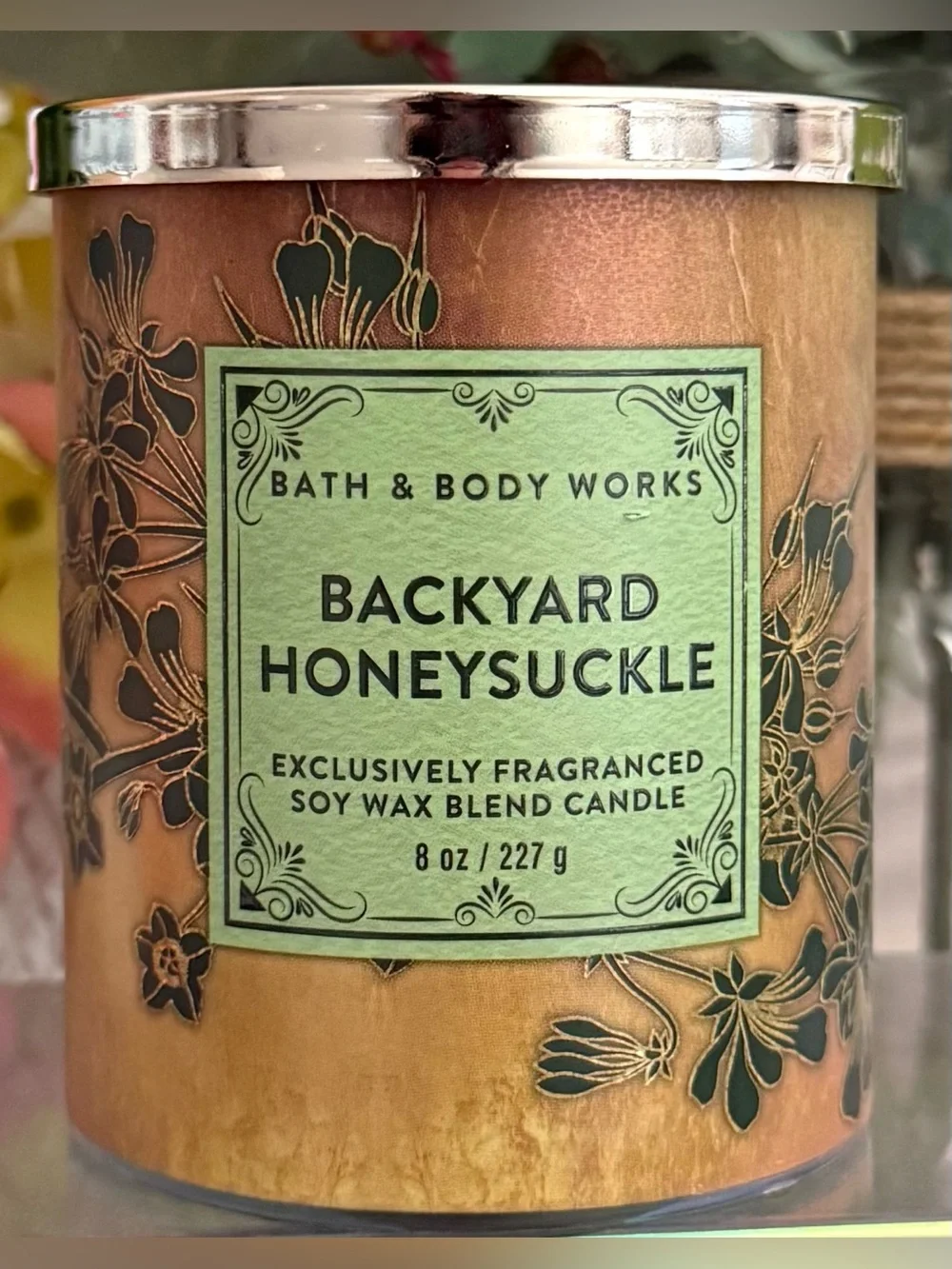 🆕🍯 BATH & BODY WORKS “BACKYARD HONEYSUCKLE” SINGLE WICK SOY WAX CANDLE. NEW.